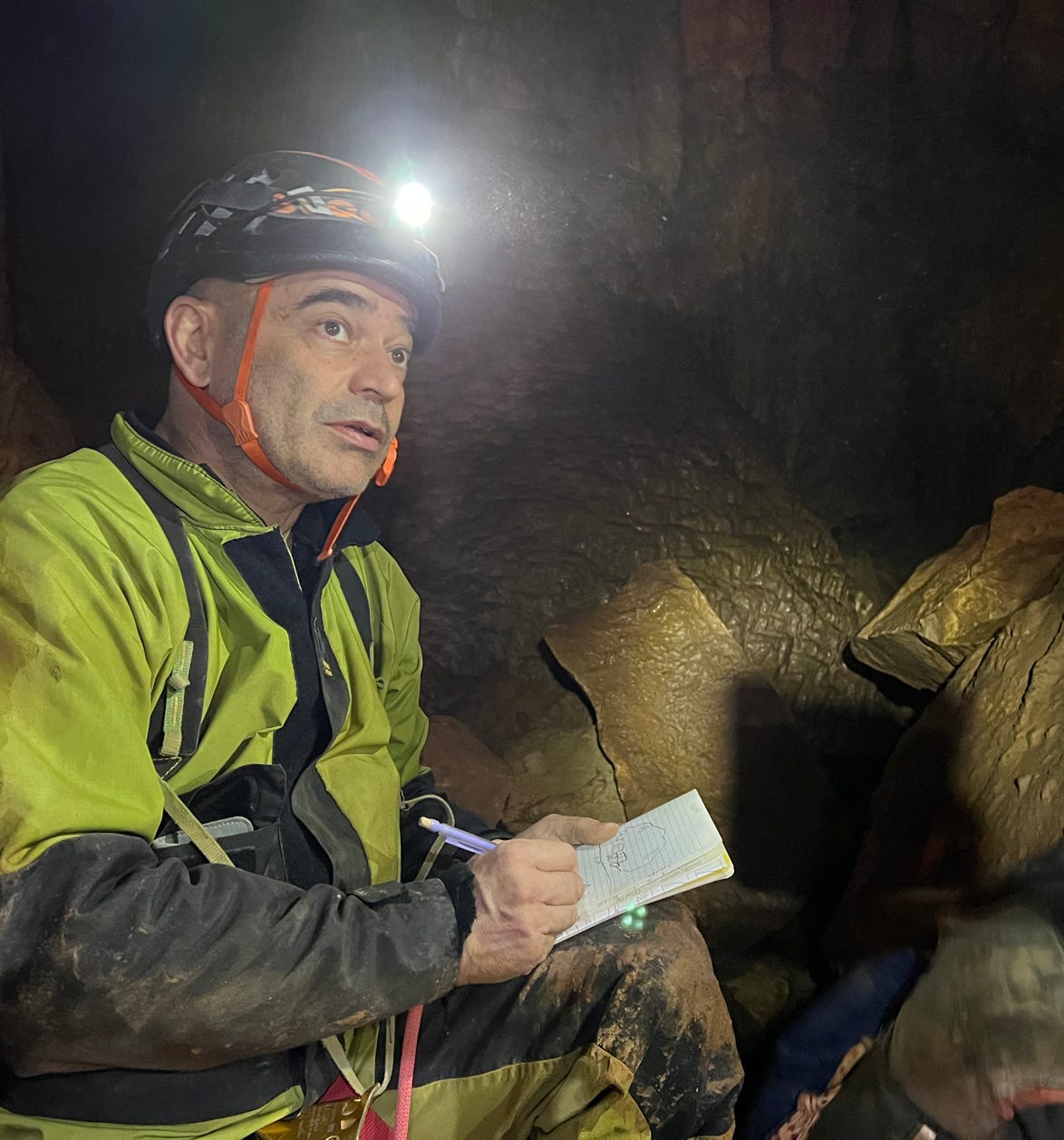 Philippe Maurel Spéléologue Éducateur à l’Environnement Karstique & Aquatique